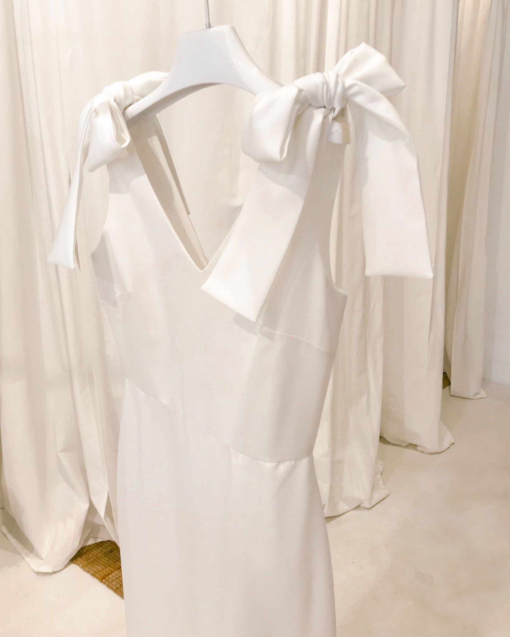 Shoulder Bows